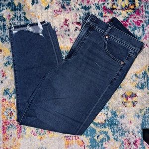 MUST GO SALE 🌸 Express midwash mom jean- super high rise denim